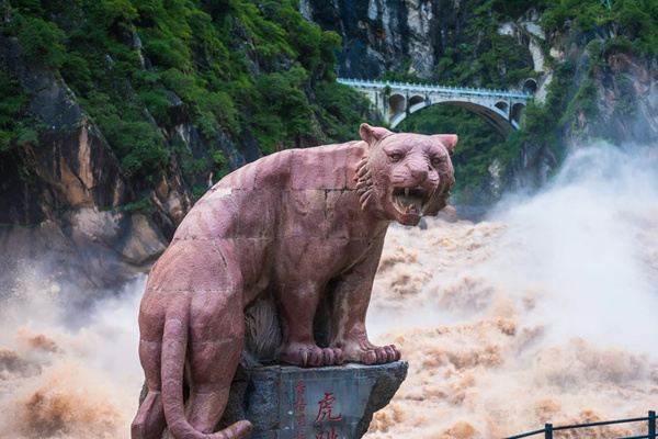 怒江地接包车_西藏地接_泰国曼谷包车地接服务
