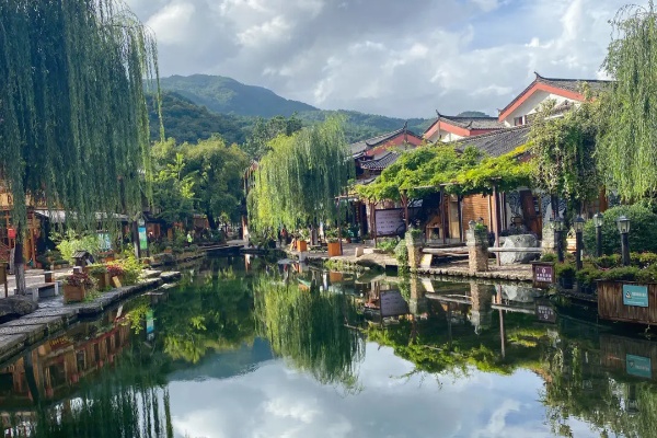 腾冲当地旅行社报团_腾冲正规旅行社_腾冲的旅行社