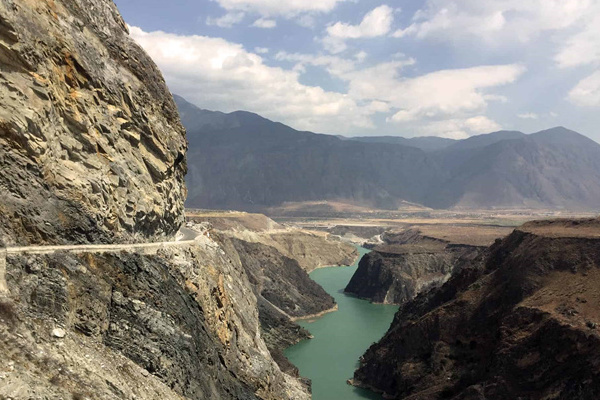云南旅行社旅游路线_云南旅游路线示意图_云南旅游线路网