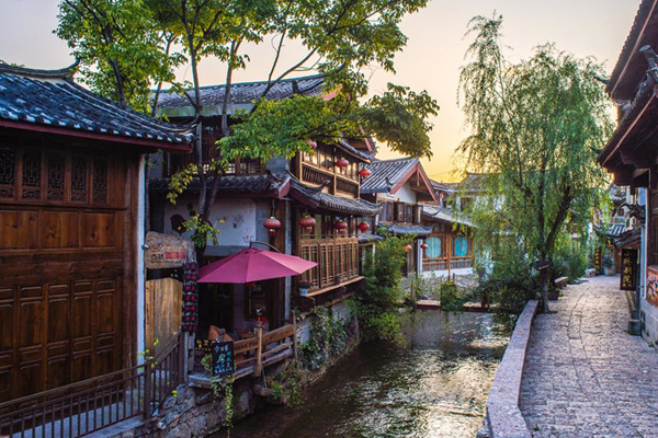 丽江旅行社独立成团_丽江旅行社_丽江集散旅行社