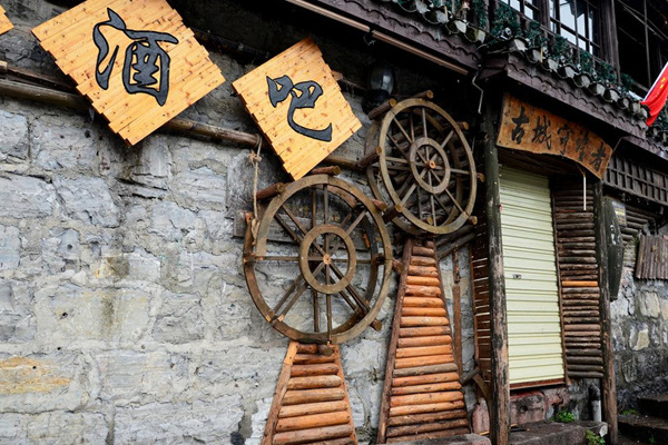 西双版纳报团旅游哪个旅行社好_西双版纳旅行社小包团_西双版纳旅行团大概多少钱