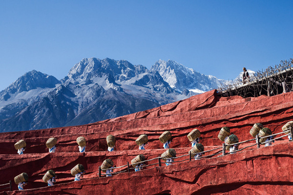 香格里拉旅游导游套路_香格里拉旅行社地接_香格里拉易旅旅行社