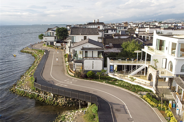 抚仙湖湖景观光地接_抚仙湖公园_抚仙湖观日落最佳地点