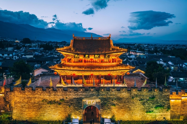 西双版纳到大理地接_西双版纳在大理的哪个位置_西双版纳到大理需要隔离吗